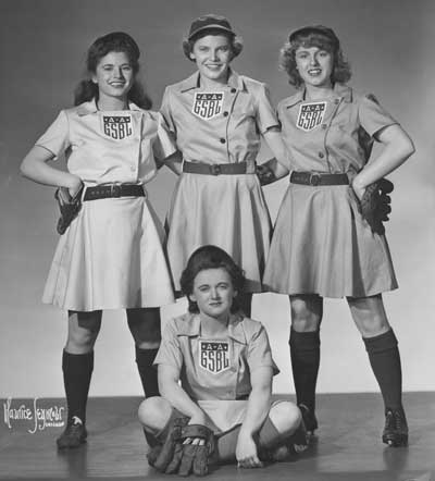 women's baseball uniforms in 1940s